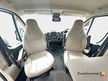  2019-autotrail-tribute-669-gt-for-sale-uc6220-15.jpg