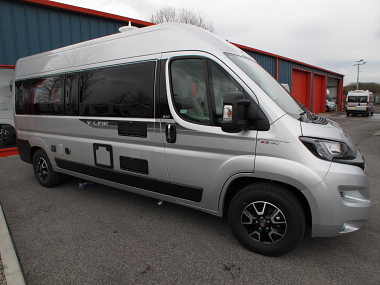  2019-autotrail-v-line-610-sport-at4336-10.jpg
