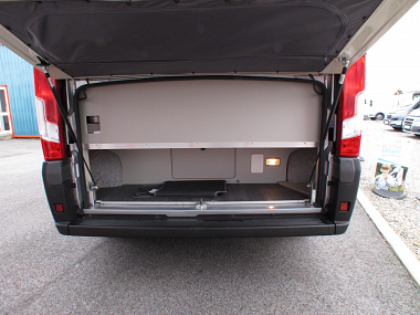  2019-autotrail-v-line-610-sport-at4336-12.jpg