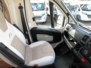  2019-bailey-advance-74-4-for-sale-uc5692-16.jpg
