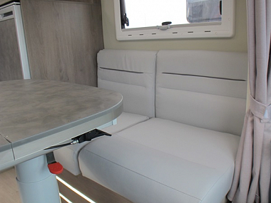  2019-chausson-titanium-767-ga-for-sale-uc6018-8.jpg