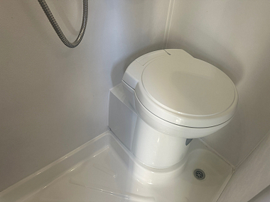  2019-chausson-twist-v697-for-sale-uc6103-43.jpg