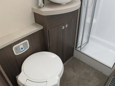  2019-elddis-encore-255-for-sale-uc5747-43.jpg