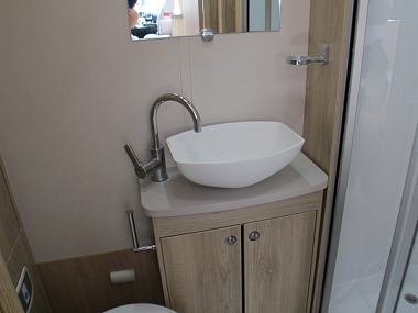  2019-elddis-prestige-185-for-sale-ros292-32.jpg