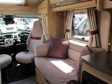  2019-elddis-prestige-185-for-sale-ros292-3_1.jpg