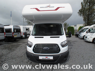  2019-roller-team-zefiro-675-for-sale-in-south-wales-rt4308-2.jpg
