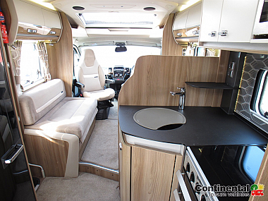  2019-swift-bessacarr-584-for-sale-uc6034-37.jpg