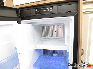  2019-swift-bessacarr-584-for-sale-uc6034-40.jpg