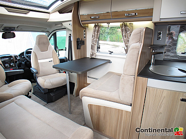  2019-swift-bessacarr-584-for-sale-uc6034-41.jpg
