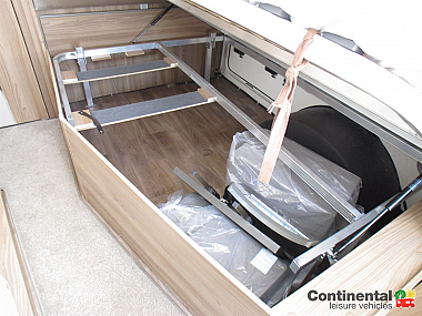  2019-swift-bessacarr-584-for-sale-uc6034-48.jpg