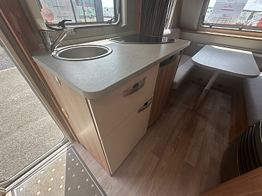  2019-weinsberg-400lk-caravan-for-sale-uc6140-16.jpg
