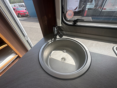  2019-weinsberg-400lk-caravan-for-sale-uc6140-22.jpg