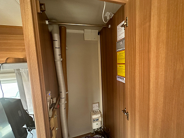  2019-weinsberg-400lk-caravan-for-sale-uc6140-29.jpg
