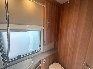  2019-weinsberg-400lk-caravan-for-sale-uc6140-38.jpg