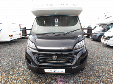  2020-autotrail-apache-632-for-sale-black-cab-at4442-2.jpg