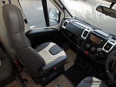  2020-autotrail-comanche-for-sale-uc5740-18.jpg