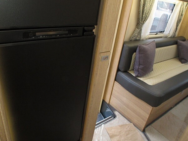  2020-autotrail-comanche-for-sale-uc5740-42.jpg