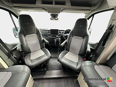  2020-autotrail-f-line-f60-for-sale-uc6208-13.jpg