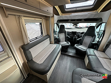  2020-autotrail-f-line-f60-for-sale-uc6208-16.jpg