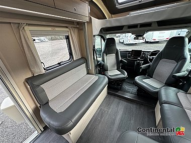  2020-autotrail-f-line-f60-for-sale-uc6208-19.jpg