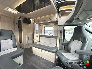  2020-autotrail-f-line-f60-for-sale-uc6208-23.jpg
