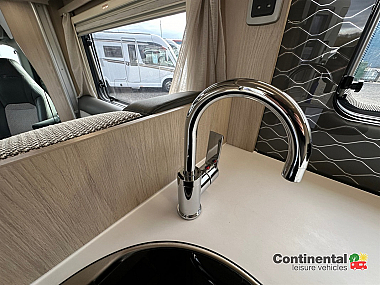  2020-autotrail-f-line-f60-for-sale-uc6208-27.jpg