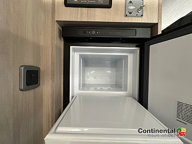  2020-autotrail-f-line-f60-for-sale-uc6208-42.jpg