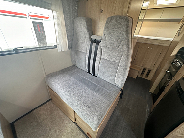 2020-autotrail-imala-736g-for-sale-ros316-18.jpg
