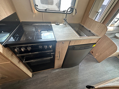  2020-autotrail-imala-736g-for-sale-ros316-28.jpg
