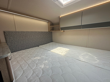  2020-autotrail-imala-736g-for-sale-ros316-44.jpg