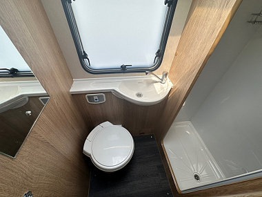  2020-autotrail-imala-736g-for-sale-ros316-45.jpg