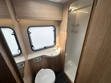  2020-autotrail-imala-736g-for-sale-ros316-49.jpg