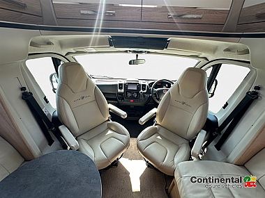  2020-autotrail-tracker-fb-for-sale-ros340-15.jpg