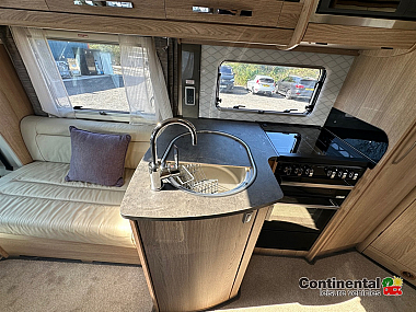  2020-autotrail-tracker-fb-for-sale-ros340-21.jpg