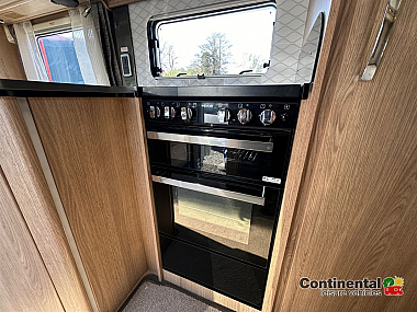  2020-autotrail-tracker-fb-for-sale-ros340-26.jpg
