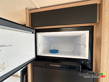  2020-autotrail-tracker-fb-for-sale-ros340-39.jpg