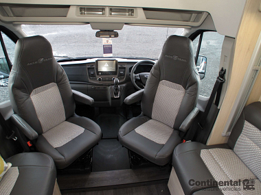 2020-autotrail-tribute-f72-for-sale-at4459-22.jpg