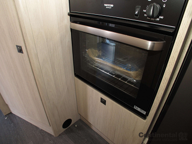 2020-autotrail-tribute-f72-for-sale-at4459-33.jpg