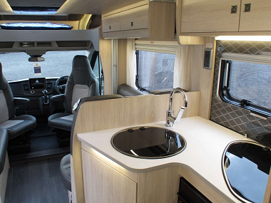 2020-autotrail-tribute-f72-for-sale-at4459-38.jpg