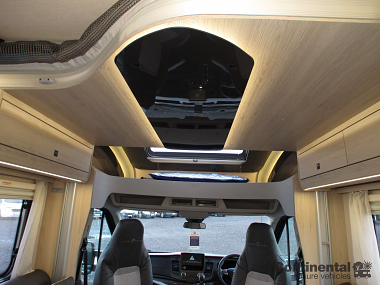 2020-autotrail-tribute-f72-for-sale-at4459-43.jpg