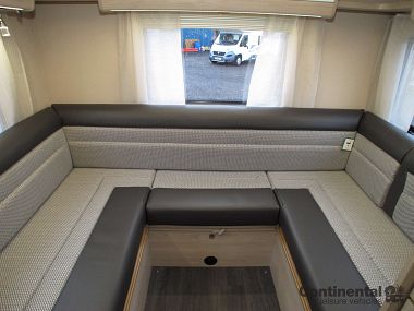 2020-autotrail-tribute-f72-for-sale-at4459-46.jpg