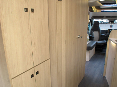 2020-autotrail-tribute-f72-for-sale-at4459-53.jpg