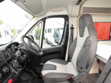  2020-autotrail-tribute-t680-for-sale-at4423-22.jpg