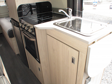  2020-autotrail-tribute-t680-for-sale-at4423-36.jpg