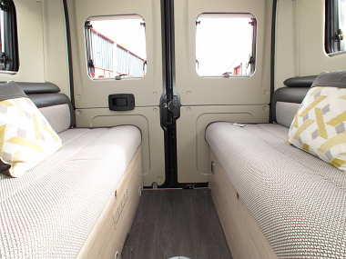  2020-autotrail-tribute-t680-for-sale-at4423-43.jpg