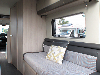  2020-autotrail-tribute-t680-for-sale-at4423-48.jpg