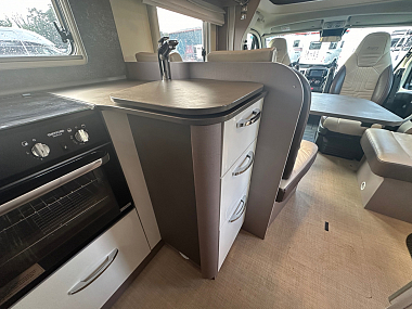  2020-burstner-harmony-td734-uc6166-27.jpg