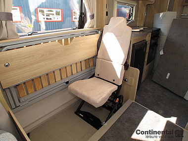  2020-elddis-autoquest-155-for-sale-uc5759-32.jpg