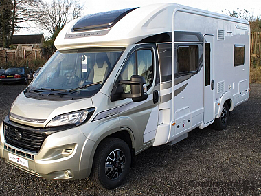  2021-auto-trail-tracker-fb-for-sale-at4558-11.jpg