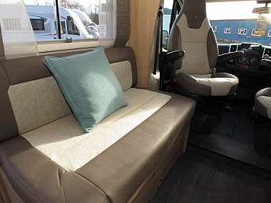  2021-auto-trail-tracker-fb-for-sale-at4558-22.jpg
